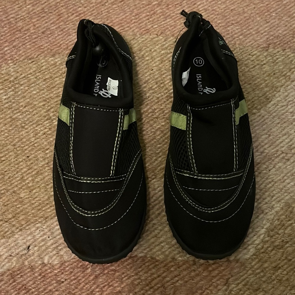 Island Magic Water Shoes /Reef Wakers/ Size 10